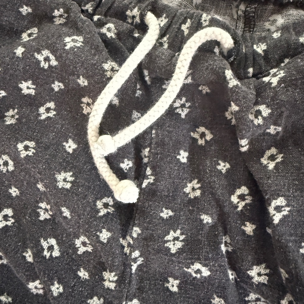 Linen relaxed flower print pant - Picture 4 of 6